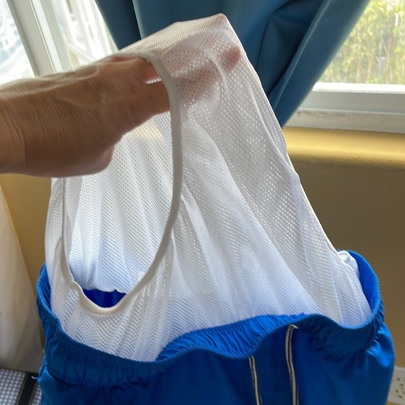 Blue XL Speedo Men’s Swim Trunks - Never Worn - Pockets and Mesh Liner - Picture 6 of 6